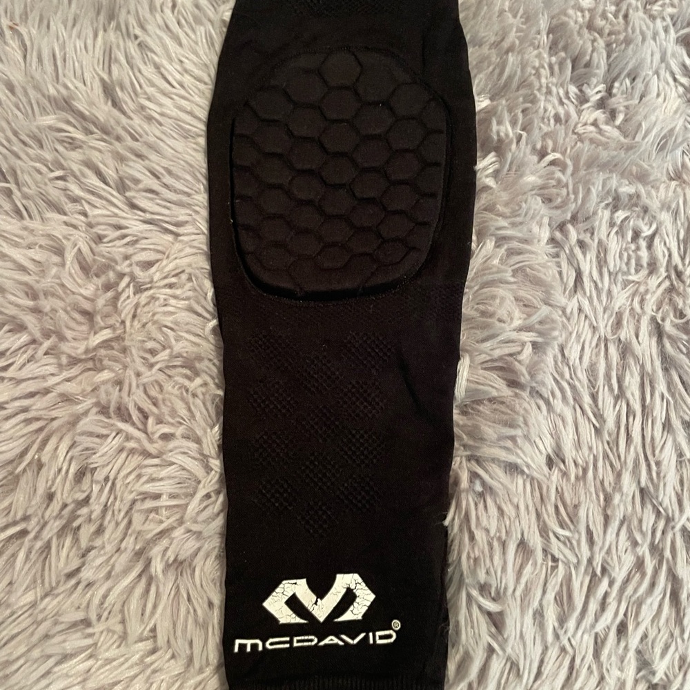 Football arm sleeve